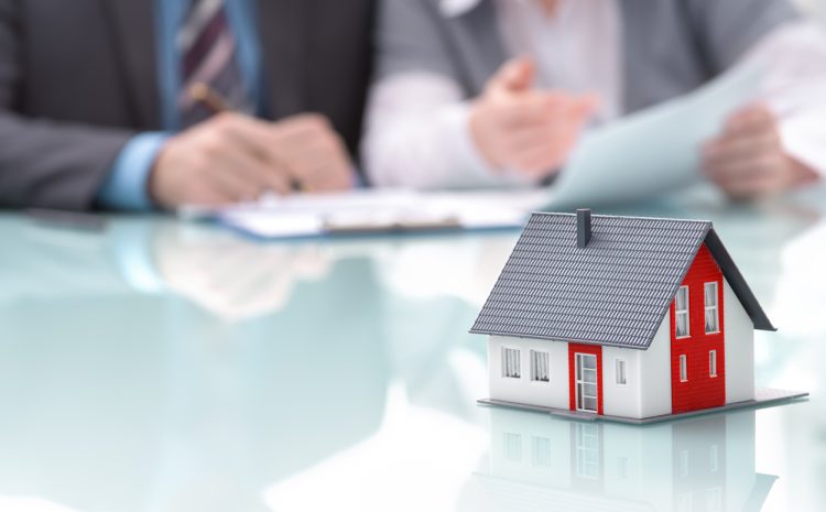  The Benefits of Hiring a First-Time Property Loss Attorney