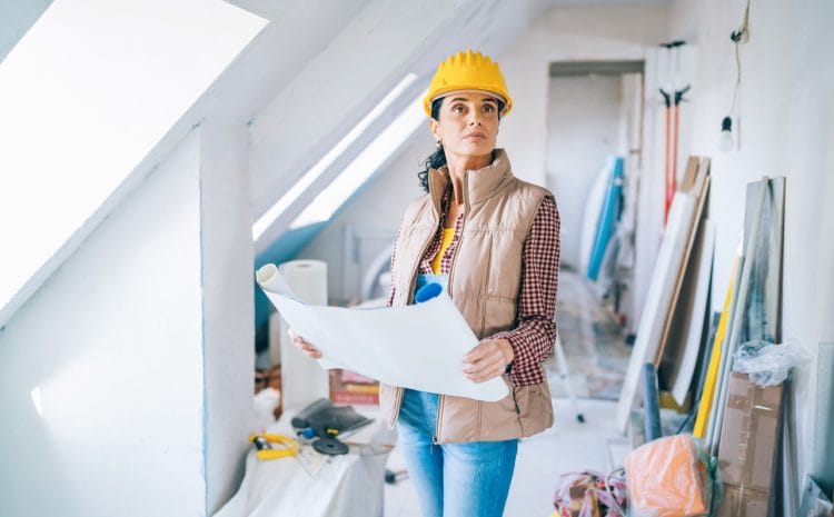 10 Things to Consider While Hiring Flat Roofing Contractors