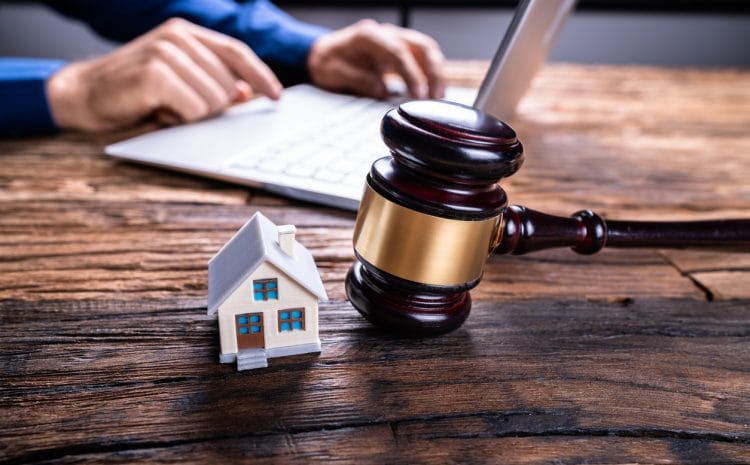Top 7 Reasons to Hire a Property Loss Lawyer for Home or Business Damage